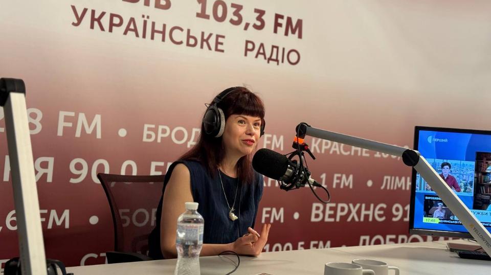 Людмила Калабуха в студії Українського радіо Львів розповідає про написання книг, сучасні продажі, особистий бренд та книгу «Зробіть НАВПАКИ».
