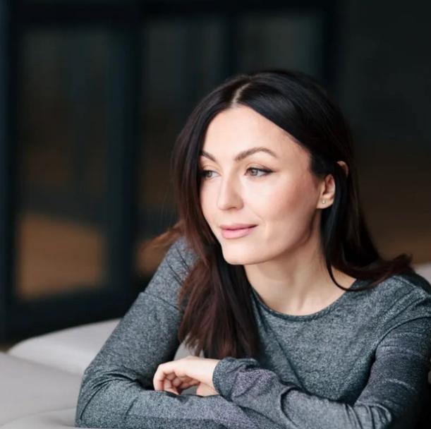 Юлія Притула – авторка відгуку про онлайн-майстер-клас бізнес-тренерки Людмили Калабухи з продажів і просування експертів